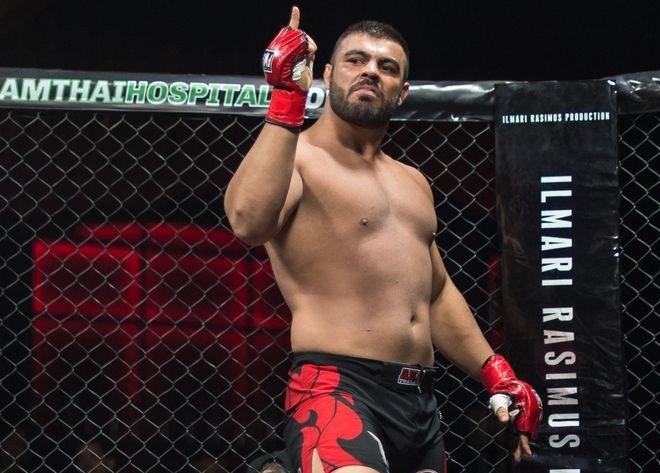 کشتی‌گیر محروم ایرانی قهرمان جدید مسابقات MMA