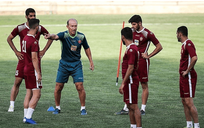 کالدرون در تهران تکلیف بازیکنان جوان تیمش را مشخص می‌کند!