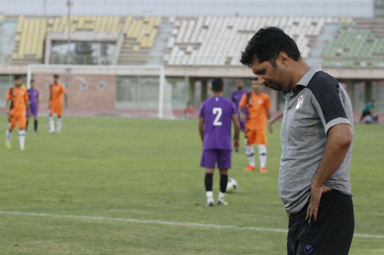 حسینی:کسانی که در پایان بازی فحاشی کردند، مزدورند 