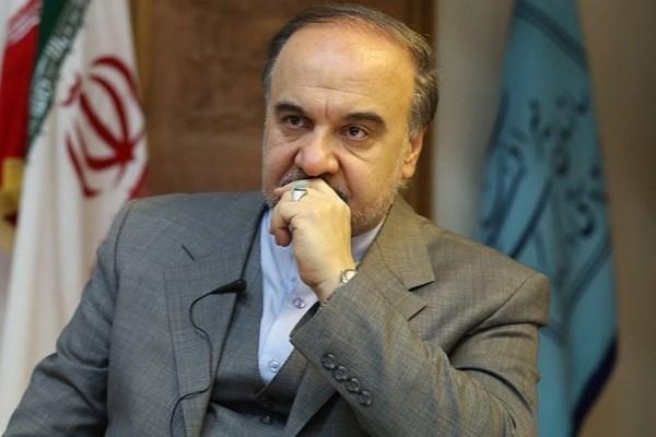وزیر ورزش به خانه مرحوم هادی نوروزی می‌رود