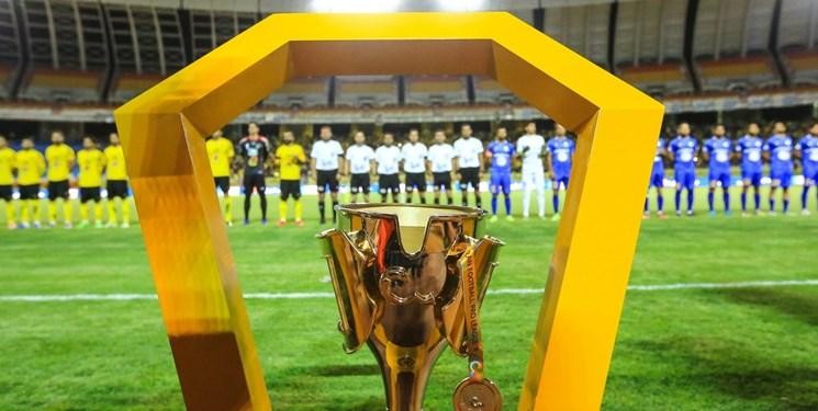 اهدای جام قهرمانی سوپرجام به پرسپولیس در ورزشگاه آزادی