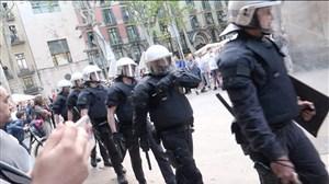  خشونت پلیس بارسلونا، اعتراض هواداران لیورپول را در برداشت