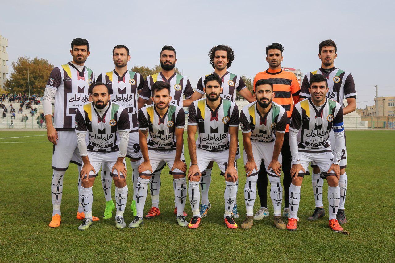 فدراسیون فوتبال دستور توقیف امتیاز باشگاه قشقایی شیراز را صادر کرد