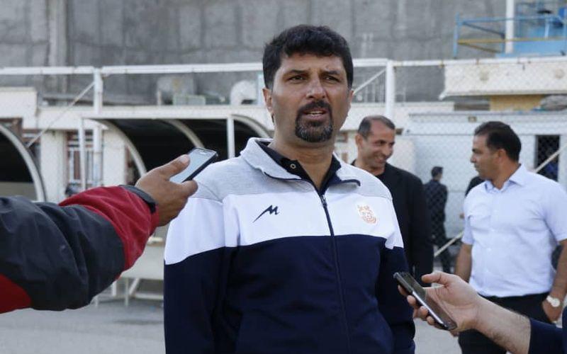 مجتبی حسینی: انجام بازی برروی این چمن ظلم به فوتبال است