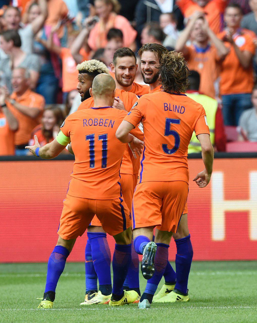 طوفان هلند در مرحله مقدماتی جام جهانی