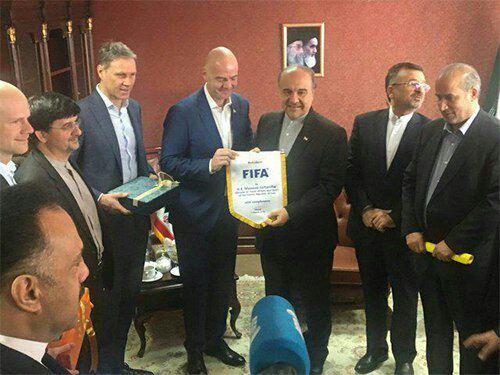 دعوت رییس فیفا از وزیر ورزش برای حضور در افتتاحیه جام جهانی