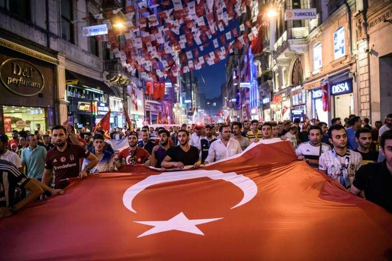 استعفا اعضای فدراسیون فوتبال ترکیه به سبب کودتا