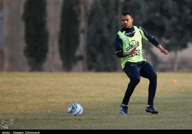 مدافع محبوب منصوریان در لیگ امارات