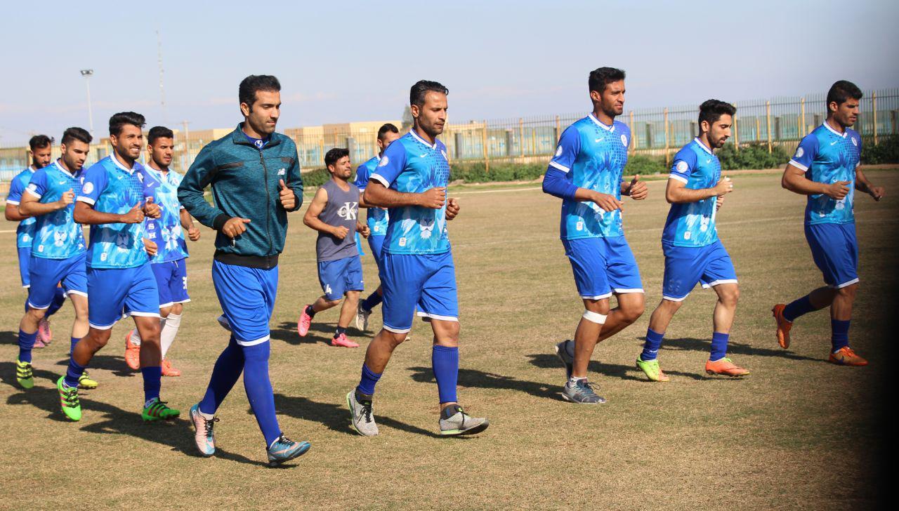 گزارش تصویری : تمرینات تیم استقلال رامشیر زیر نظر عباس میرسالاری
