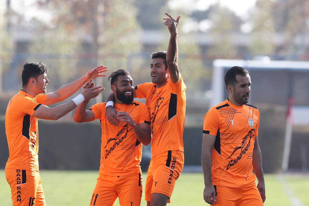 بادران تهران گلزن‌ترین تیم تاریخ لیگ یک در یک فصل شد