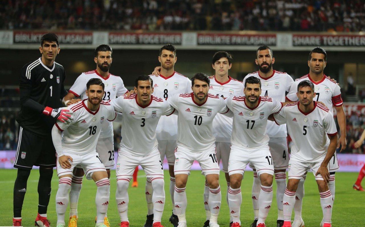 نوشته درج شده پشت پیراهن 23 بازیکن تیم ملی ایران مشخص شد/ 7 نفر اسم بقیه فامیل!