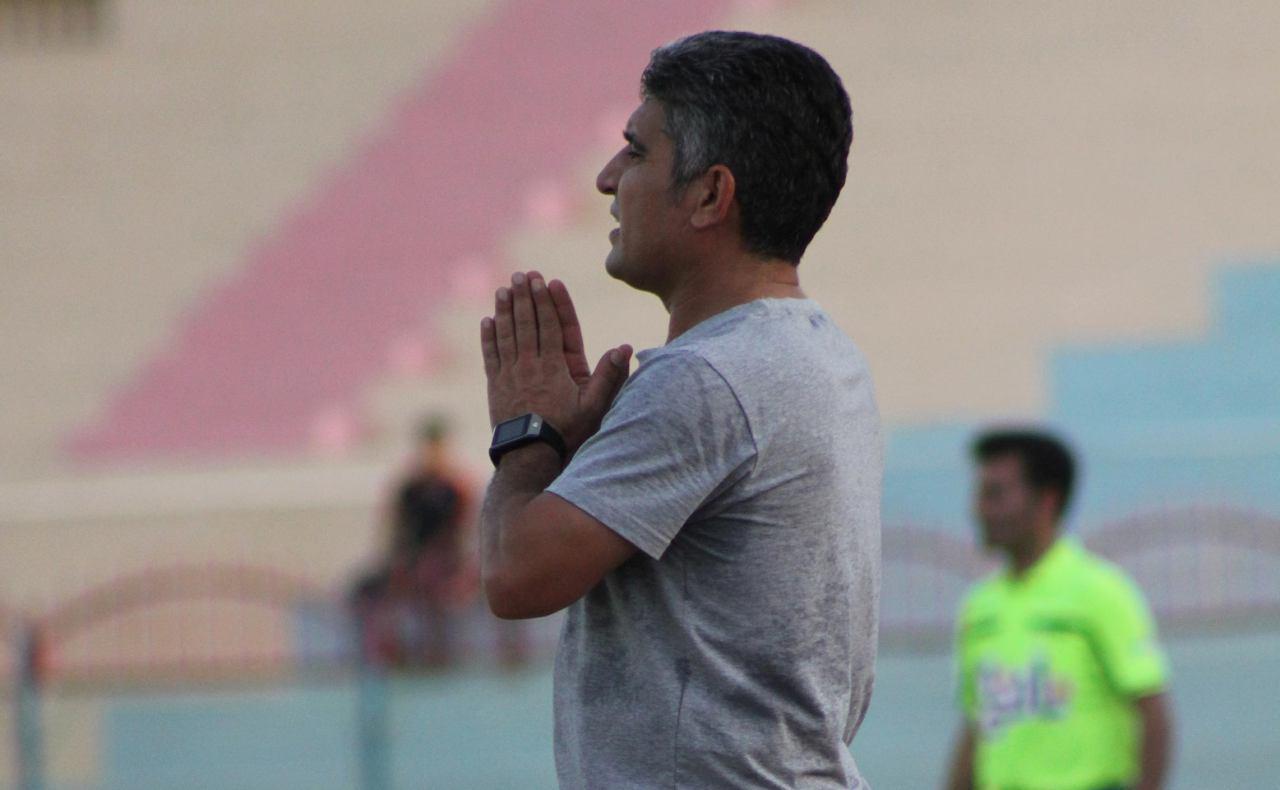 محمود خرمزی: بعد از بازی مقابل نساجی با گریه ورزشگاه را ترک کردم