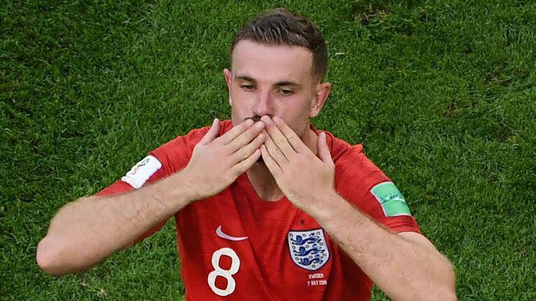 کاپیتان انگلیس به بازی با کرواسی می رسد؟