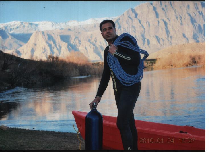 بهمن پرورش؛ غواص کرمانشاهی، مدال شجاعت و تندیس صلح را دریافت کرد