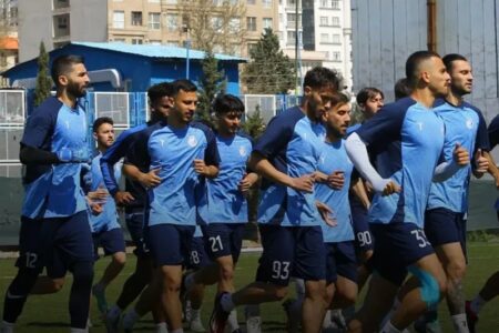 شرایط نامعلوم چهار بازیکن استقلال برای اولین بازی سال جدید